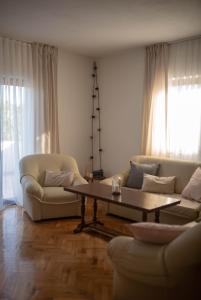 Villa Pearl in Stone