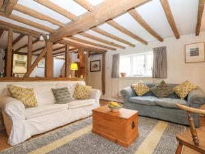 48 Polecat Cottages