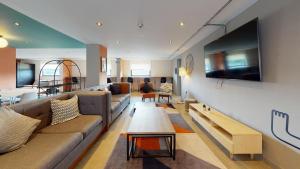 For Students Only Private Bedrooms with Shared Kitchen and Studios at iQ Haywood House in London