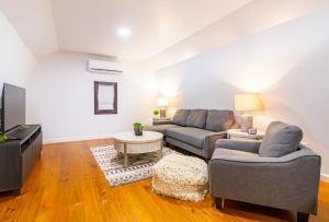 Casa Blanca and The PoolClub at Mahogany Bay