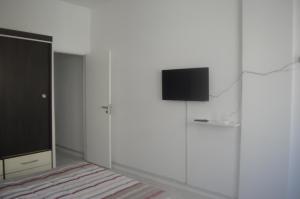 Conforto de copa na quadra da praia