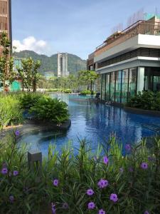 COMFY 3 BEDROOM APARTMENT WITH FREE WIFI (11 PAX) MIDHILLS GENTING HIGHLAND