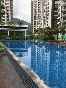 COMFY 3 BEDROOM APARTMENT WITH FREE WIFI (11 PAX) MIDHILLS GENTING HIGHLAND