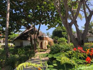 Sultan Sands Island Resort & Spa
