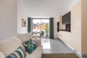 Succeed Campo Pequeno Apartments