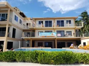 Beach Side Condos Caye Caulker by CCVH - Corozal