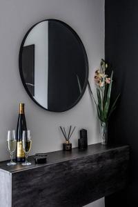 Escape Luxury Apartment