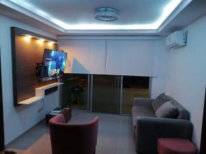 Cómodo dpto full equipo 2 hab, seguridad y parqueo privado