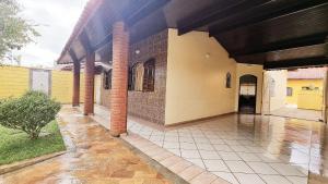 Piscina, Churrasqueira, Wi-Fi, SmartTv, 4dorm, Comércios na porta