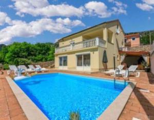 Holiday home in Grizane 43203 