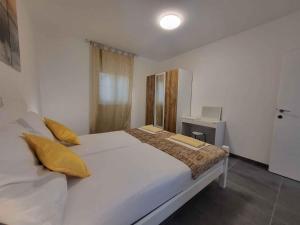 Holiday home in Malinska - Insel Krk 43320