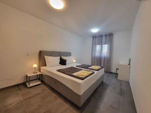 Holiday home in Malinska - Insel Krk 43320