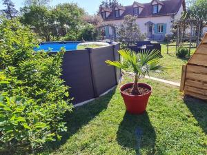 Maisons de vacances Gite Avrilly , 3 pieces, 5 personnes - FR-1-489-328 : Maison de Vacances (5 Adultes)