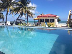 Beach Club Budget Rooms at Popeyes Caye Caulker