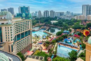 Resort Suites at Pyramid Tower by GL Staycation