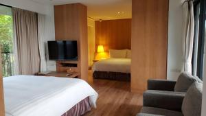 Phòng 4 Người Có Ban Công (Quadruple Room with Balcony)