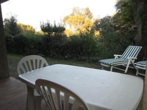 Charmant T3 avec Terrasse et Jardin, Quartier Super Cavalaire, Parking Inclus - FR-1-100-183