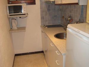 Charmant T3 avec Terrasse et Jardin, Quartier Super Cavalaire, Parking Inclus - FR-1-100-183