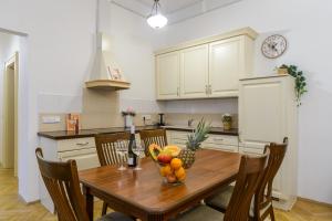 Superb apartments near Dlouha street