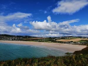 Maisons de vacances Charmante longere au calme - 6 personnes - Presqu'ile de Crozon : photos des chambres