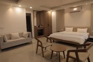 The Presidential Suites - Мандві