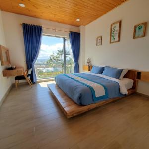 Phòng Đôi Loại Sang (Deluxe Double Room)