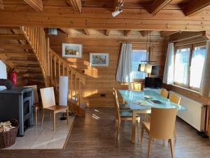 EIFELCOTTAGE Family 7