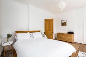 Railway Cottage, Port Sunlight - Stanley-Stays