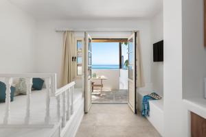 Stegna Akti Luxury Suites