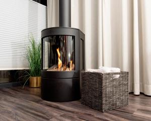 Welcome in - Houseboat Elysium met eigen aanlegsteiger Sneek - Offingawier