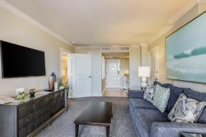 Marco Beach Ocean Resort 607