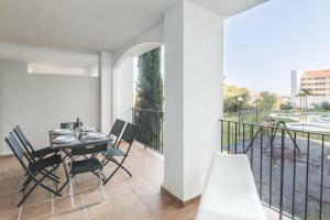 2187-Lovely 2bedrooms with pool and playground