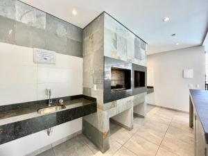 021 -Residencial com Piscina e Jacuzzi em Bombas