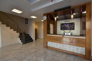Hotel Sai Sparsh-150 meters from Saibaba temple