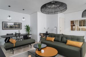 Blue Chill Paradise Seaview Suite w Kingbed