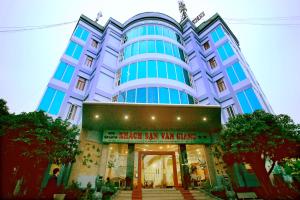 Van Giang Hotel
