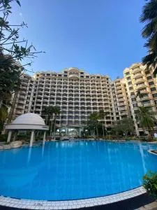 Riviera Bay Resort Condominium - Kampong Lereh