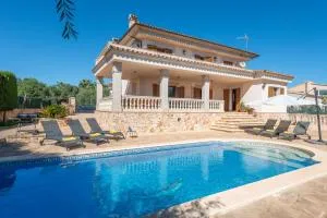 NEW!! Villa Can Albons - S'Horta