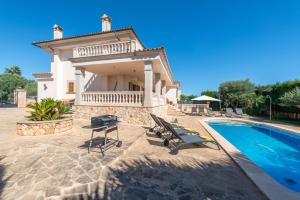 NEW!! Villa Can Albons