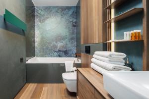 Stejeris Nature-Inspired Luxury Apartment