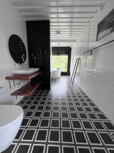 The Black Box Villa - Genting Highland Foot Area