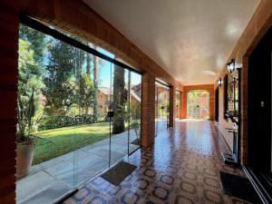 Casa Allegro 3dorm prox Lago Negro by AcheiGramado