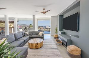 The one and only Pedregal Hollywood House