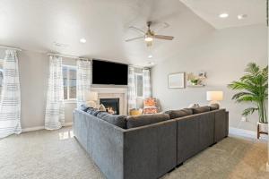 Brand New Valley View Caldwell home