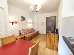 Appartements Val de Jade, Pat 83, T2, centre Luchon, wifi : photos des chambres