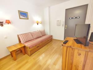 Appartements Pat 83, T2, centre Luchon, wifi, casier a skis, 4 personnes : photos des chambres