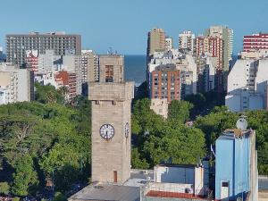 Vista al mar y centro consulte