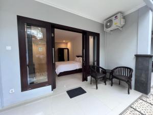 Phòng Có Giường Cỡ Queen Với Ban Công (Queen Room with Balcony)