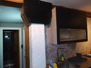 Lovely 2 Bedroom B-listed converted Whisky bond