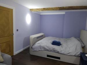 Lovely 2 Bedroom B-listed converted Whisky bond